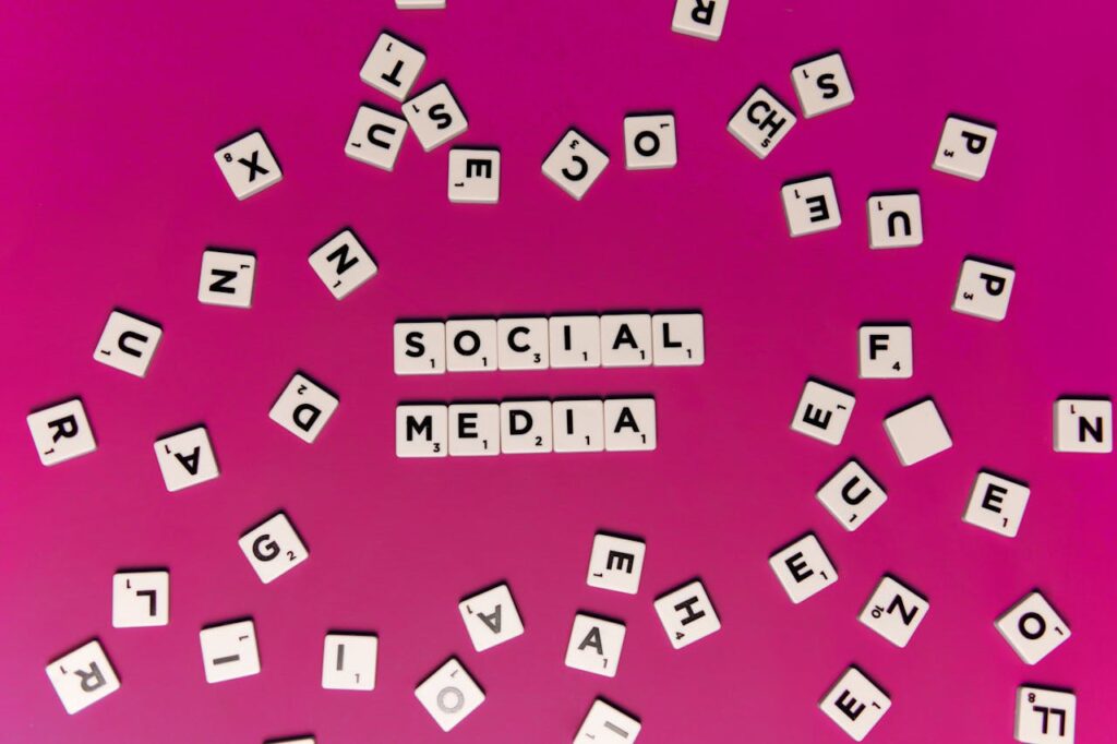 poor social media visuals