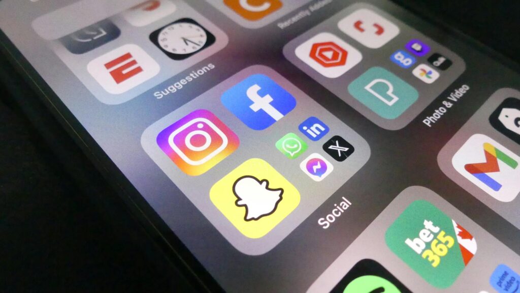 social media management tips